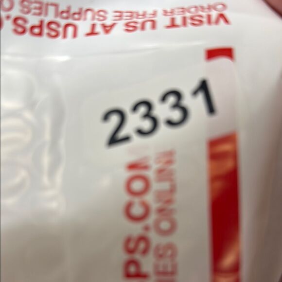 Charming White and Yellow Duck Figurine - Picture 5 of 5